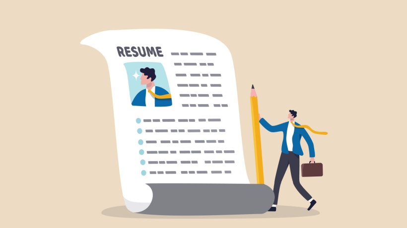 How eLearning Courses Can Boost Your Resume And Capture Recruiters' Attention